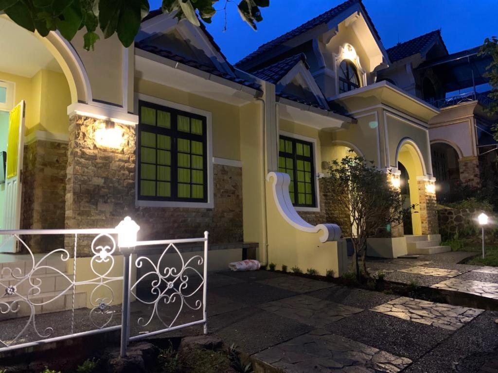 Villa Kota Bunga Cipanas 3 Kamar Baru Renovasi Full Wifi Cikundul Kültér fotó